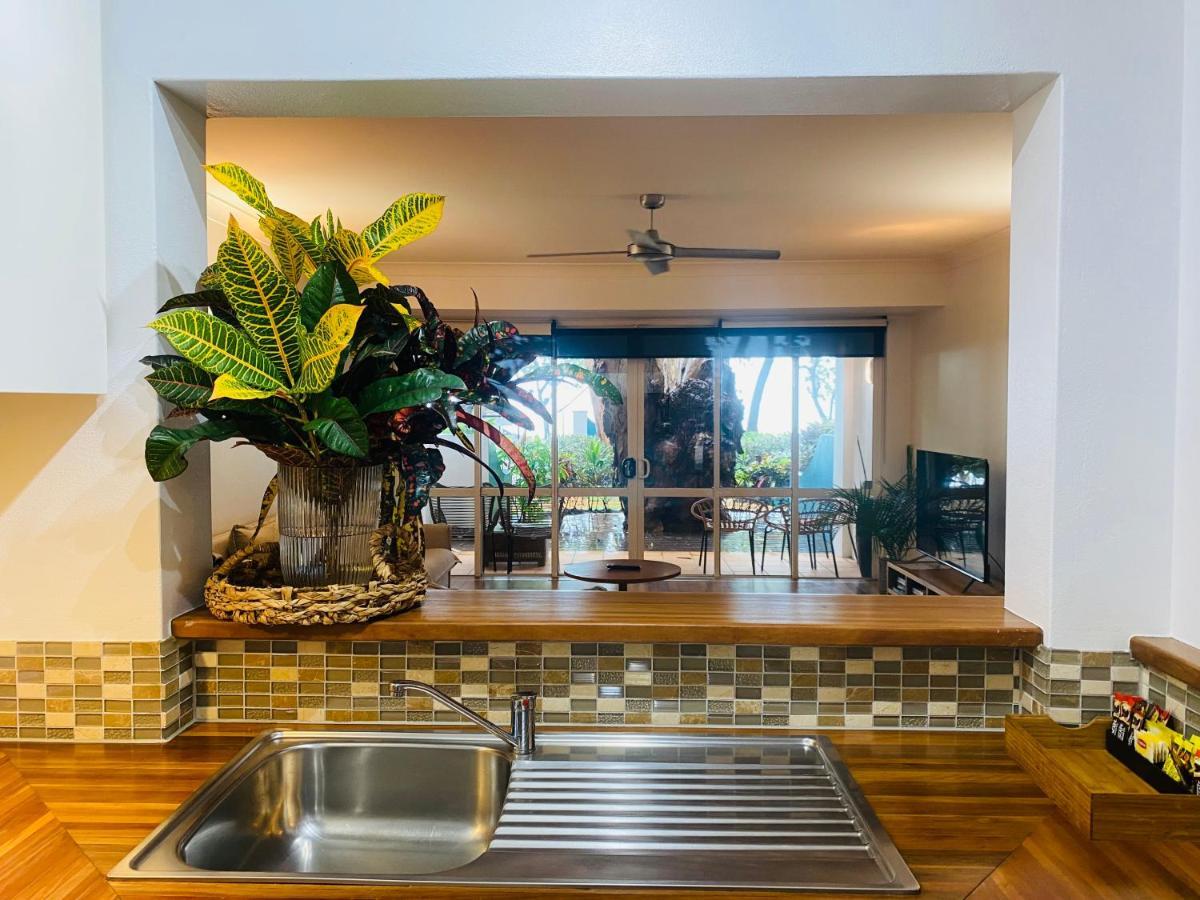 Beachview Apartments At Villa Paradiso Palm Cove Eksteriør billede