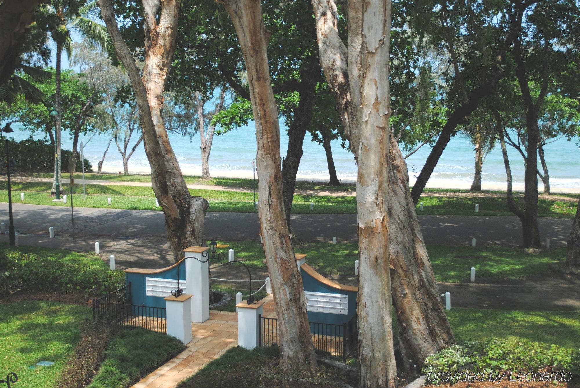 Beachview Apartments At Villa Paradiso Palm Cove Eksteriør billede